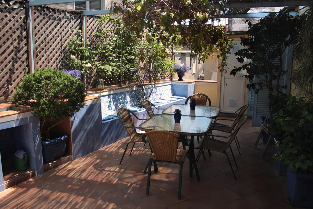 Dimora Dei Giganti Acomodação com café da manhã Nápoles Exterior foto